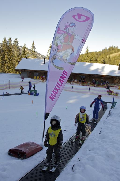 Skipension Jasna Pavčina Lehota Eksteriør billede